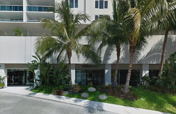 2301 Collins Ave