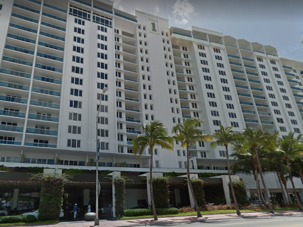 2341 Collins Ave