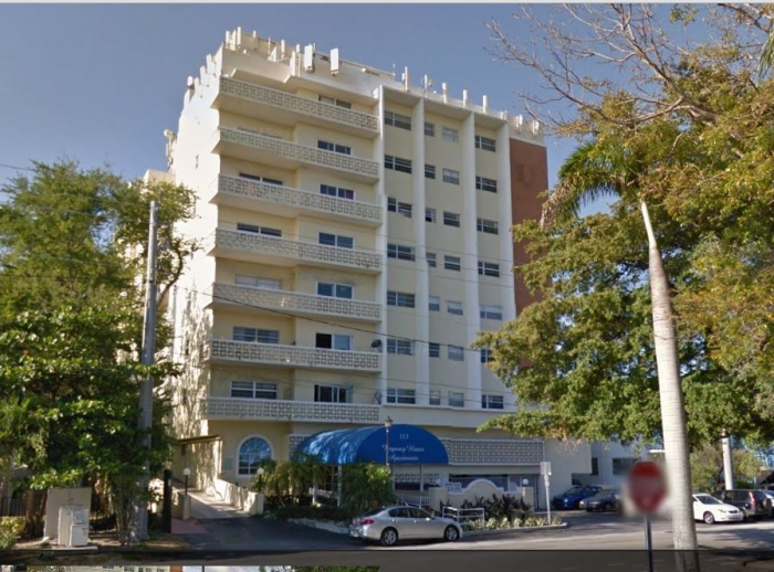 Regency House Apartments