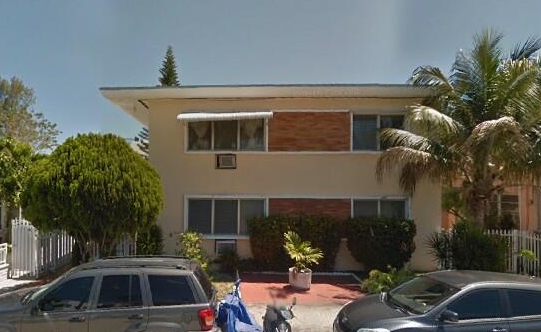 7911 Carlyle Condominium Association