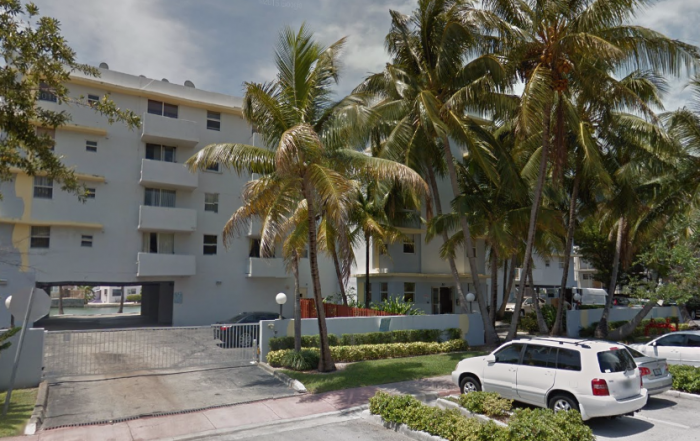 Coral Bay Club Condo
