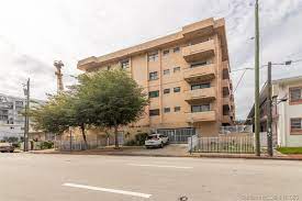 PETER ALAN CONDO APTS DESC