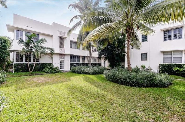Helene Marie Condominium