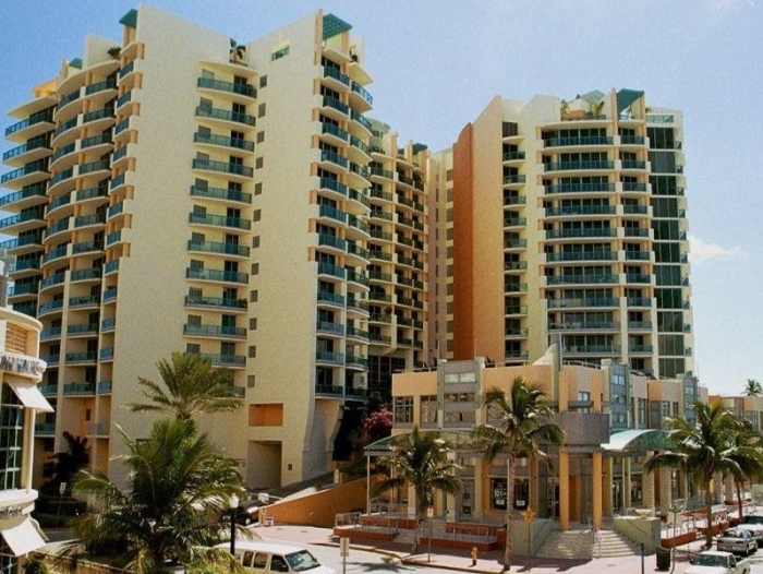 IL Villagio Condominium