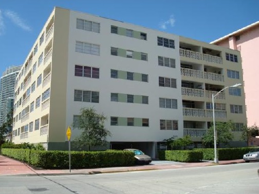 Lincoln Plaza Condos