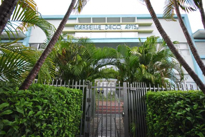 Marseilles Deco Condominium