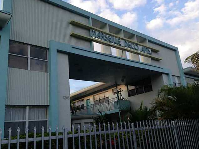 Marseilles Deco Condominium