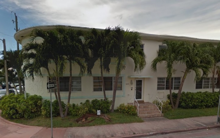 Ritz Royal Palm Condominium