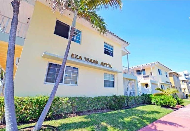 Sea Wash Condominium