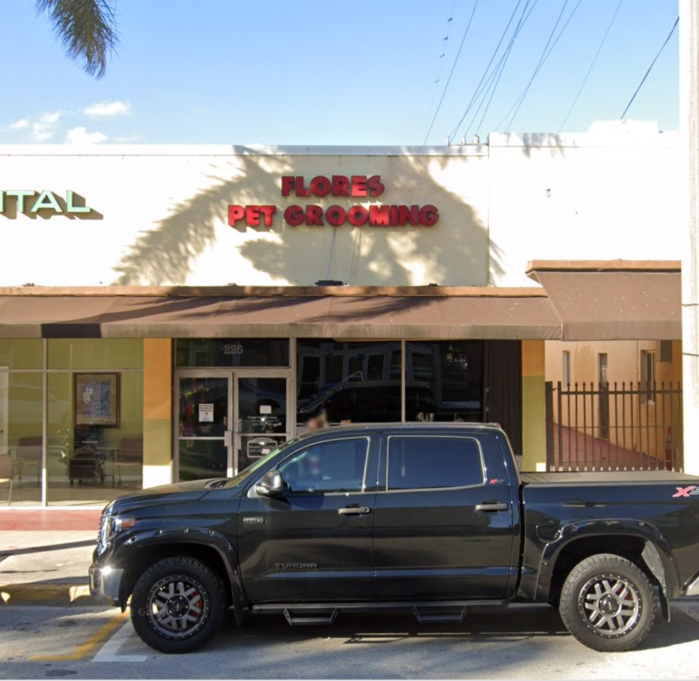 Flores Pet Grooming