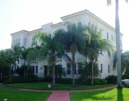 The Ewing Condominium