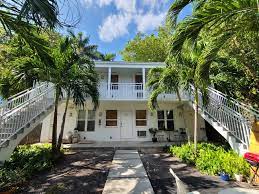 1419 WEST CONDO