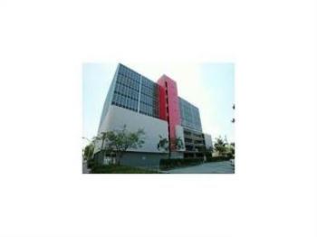 MOMENTUM Business Center